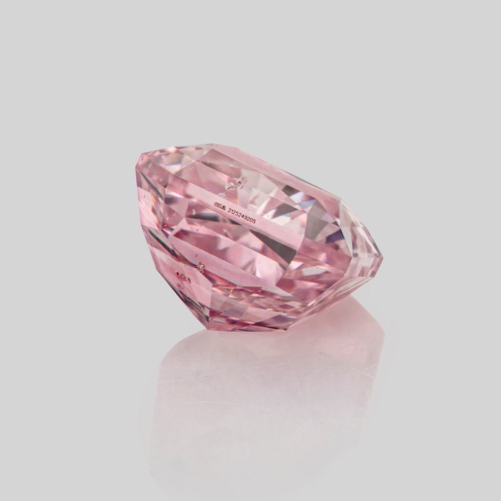 Lot1-015-SquareRadiant-l-2